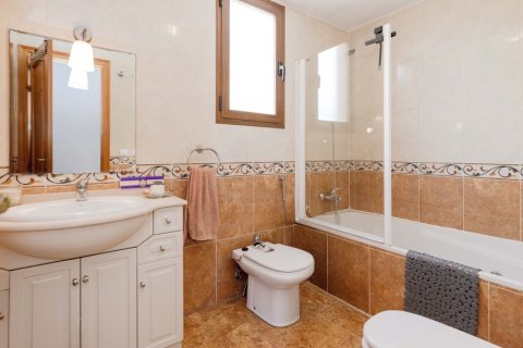 Продажа пентхауса Бенальмадена, Малага, Испания 4 спальни, 127м2 №117825 - фото 26