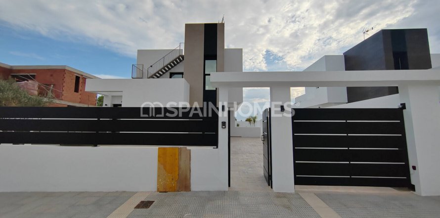 Villa Alicante, Espagne 4 chambres, 150 m2 No. 105501