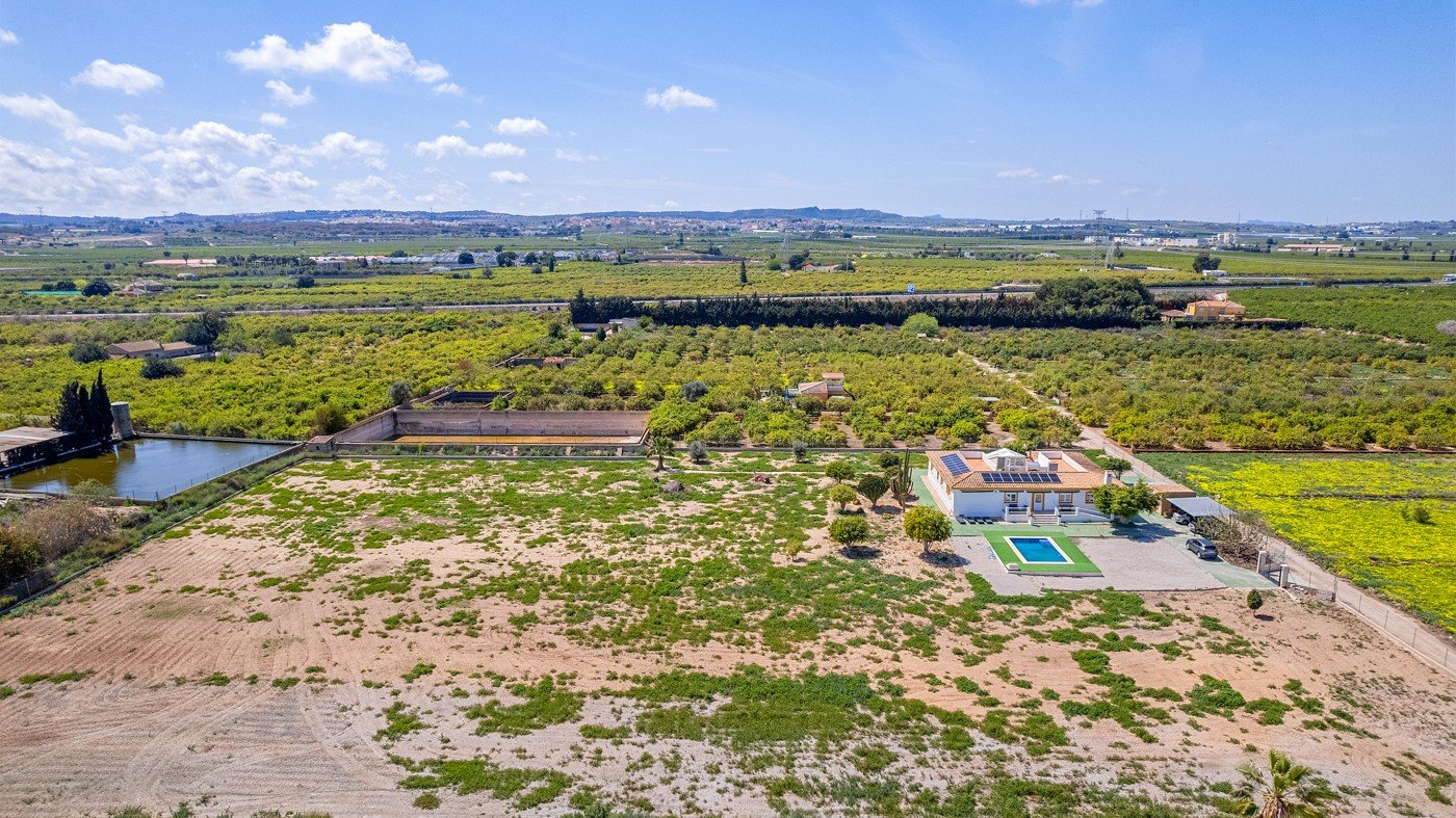 Huvila Los Montesinos, Alicante, Espanja 6 makuuhuonetta, 340 m2 No. 117918