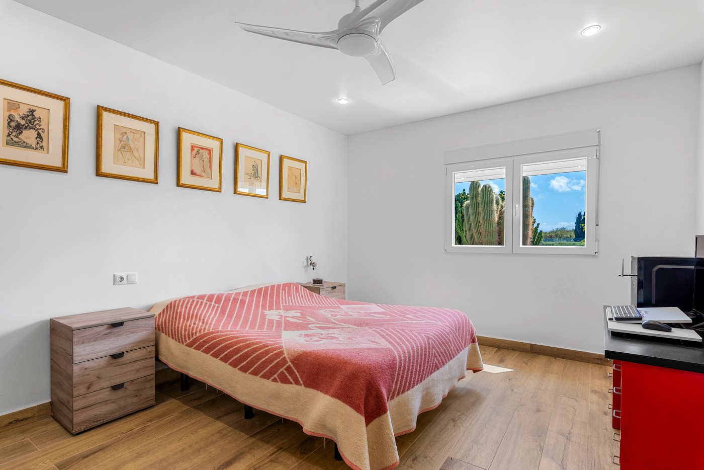 Huvila Los Montesinos, Alicante, Espanja 6 makuuhuonetta, 340 m2 No. 117918