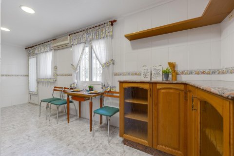 Penthäuser zum Verkauf Torrevieja, Alicante, Spanien 2 Schlafzimmer, 110 m2 Nr. 117916 - Foto 19