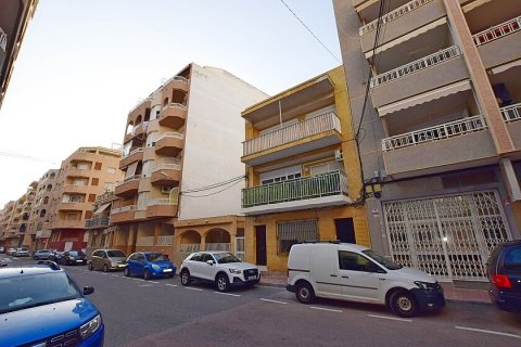 Apartment for sale Torrevieja, Alicante, Spain 4 bedrooms, 124 sq.m. No. 111235 - photo 9