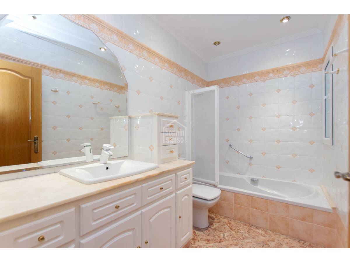 Townhouse à Es Mercadal, Menorca, Espagne 8 chambres, 142 m2 No. 93071