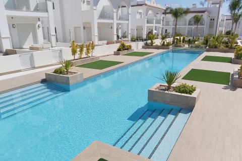 Apartamento en venta Ciudad Quesada, Alicante, España 2 dormitorios,  No. 115735 - foto 3