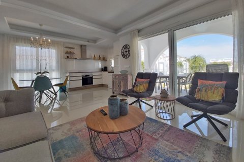 Apartamento en venta Ciudad Quesada, Alicante, España 2 dormitorios,  No. 115735 - foto 5