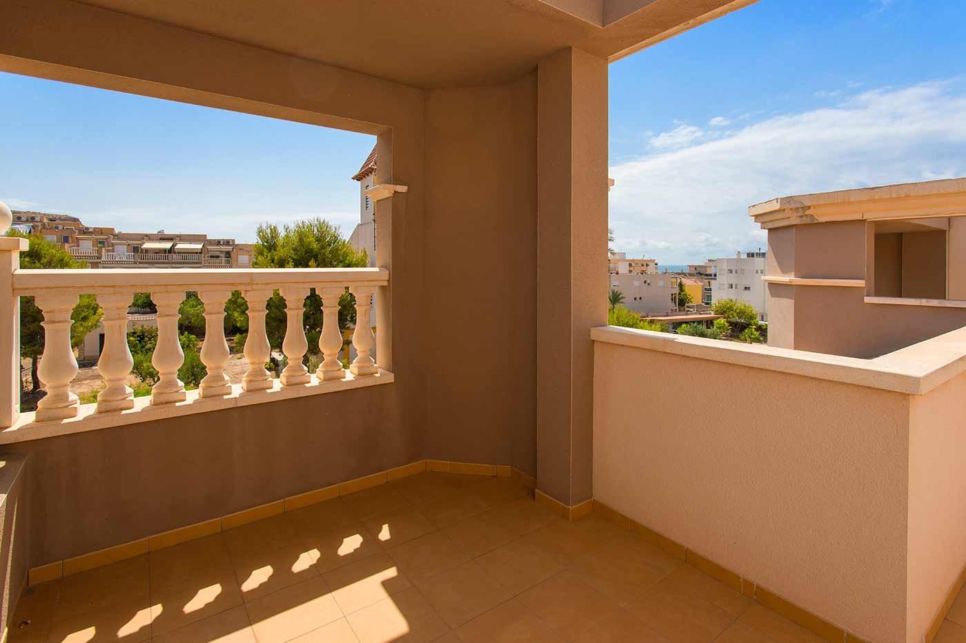 Bungalow in Santa Pola, Alicante, Spanien 2 Schlafzimmer, 144 m2 Nr. 95493
