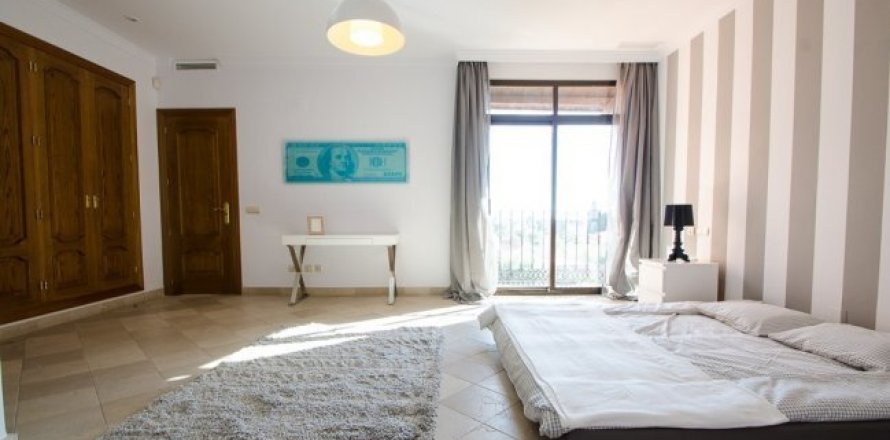 Apartament Estepona, Malaga, Hiszpania 2 sypialnie, 215 mkw. nr 21761