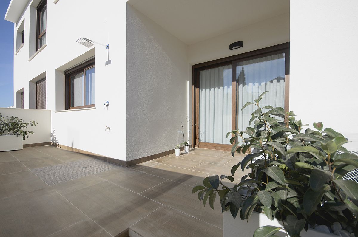 Bungalow à Torrevieja, Alicante, Espagne 2 chambres, 62 m2 No. 95623