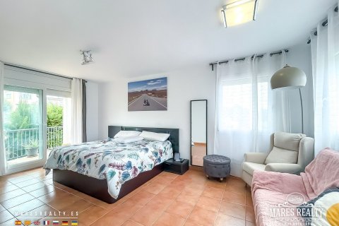 Townhouse for sale Canet de Mar, Barcelona, Spain 4 bedrooms, 299 sq.m. No. 117638 - photo 9
