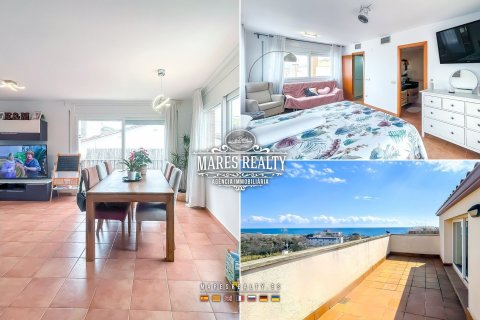 Townhouse for sale Canet de Mar, Barcelona, Spain 4 bedrooms, 299 sq.m. No. 117638 - photo 1