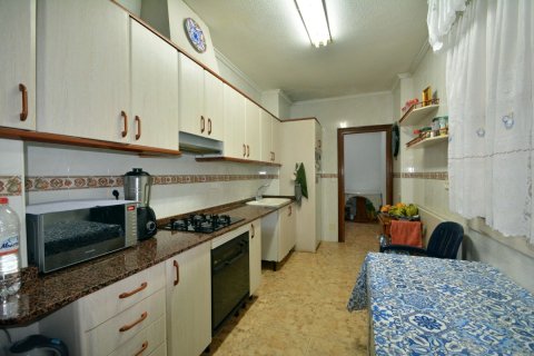 Townhouse for sale Guardamar del Segura, Alicante, Spain 4 bedrooms, 164 sq.m. No. 115472 - photo 10