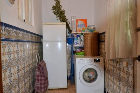Townhouse for sale Guardamar del Segura, Alicante, Spain 4 bedrooms, 164 sq.m. No. 115472 - photo 9