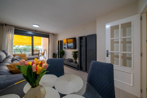 Apartamento en alquiler Villajoyosa, Alicante, España 2 dormitorios, 95 m2 No. 109285 - foto 9