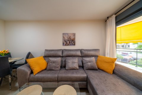 Apartamento en alquiler Villajoyosa, Alicante, España 2 dormitorios, 95 m2 No. 109285 - foto 13