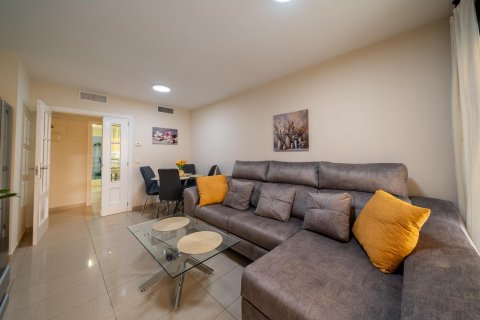 Apartamento en alquiler Villajoyosa, Alicante, España 2 dormitorios, 95 m2 No. 109285 - foto 11