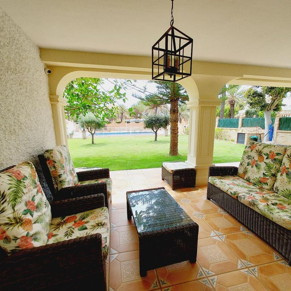 Villa in Cabo Roig, Alicante, Spain 7 bedrooms,  No. 115483