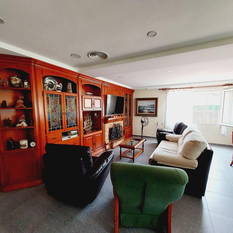 Villa in Cabo Roig, Alicante, Spain 7 bedrooms,  No. 115483