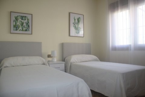 Villa for sale Torrevieja, Alicante, Spain 3 bedrooms, 154 sq.m. No. 114143 - photo 15