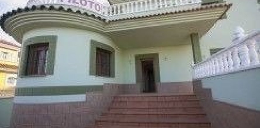 Villa Torrevieja, Alicante, Spain 3 bedrooms, 154 sq.m. No. 114143