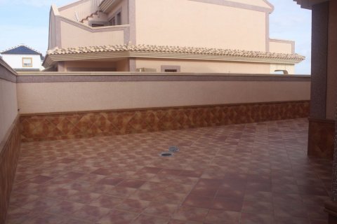 Townhouse for sale Torrevieja, Alicante, Spain 2 bedrooms, 225 sq.m. No. 114154 - photo 15