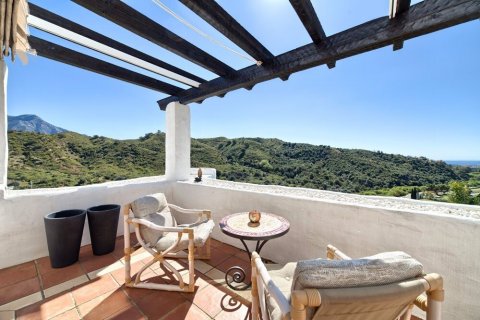 Apartment for sale Benahavis, Malaga, Spain 3 bedrooms, 196 sq.m. No. 21558 - photo 4