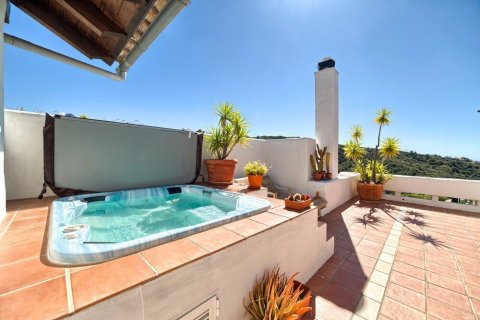 Apartment for sale Benahavis, Malaga, Spain 3 bedrooms, 196 sq.m. No. 21558 - photo 7