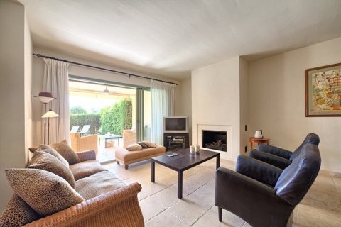 Apartment for sale Benahavis, Malaga, Spain 2 bedrooms, 112 sq.m. No. 21554 - photo 8
