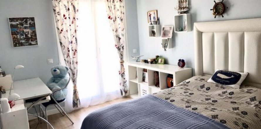 Appartamento Benalmadena, Malaga, Spagna 3 camere da letto, 180 mq. N° 21499