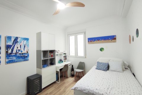 Appartamento in vendita Valencia, Spagna 4 camere da letto, 185 mq. N° 107153 - foto 19