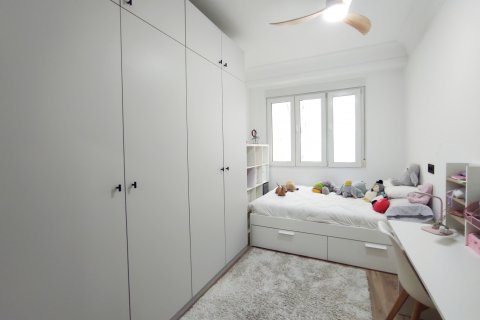 Appartamento in vendita Valencia, Spagna 4 camere da letto, 185 mq. N° 107153 - foto 17