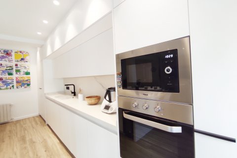 Appartamento in vendita Valencia, Spagna 4 camere da letto, 185 mq. N° 107153 - foto 7