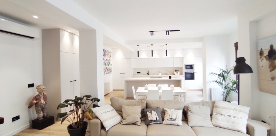 Appartamento Valencia, Spagna 4 camere da letto, 185 mq. N° 107153
