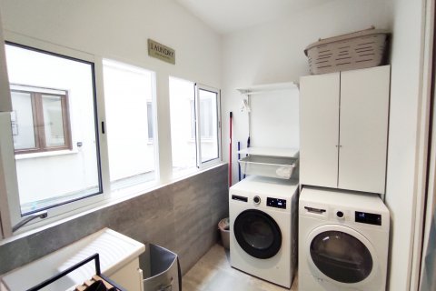 Appartamento in vendita Valencia, Spagna 4 camere da letto, 185 mq. N° 107153 - foto 27