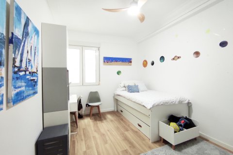 Appartamento in vendita Valencia, Spagna 4 camere da letto, 185 mq. N° 107153 - foto 13