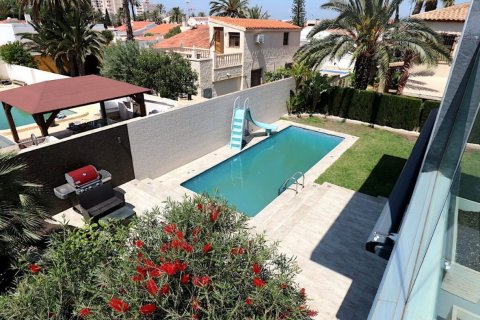 Villa for sale Torrevieja, Alicante, Spain 3 bedrooms, 162 sq.m. No. 118811 - photo 2