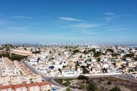 Lägenhet till salu Orihuela, Alicante, Spanien 2 sovrum, 65 kvm. Nr. 98456 - foto 11