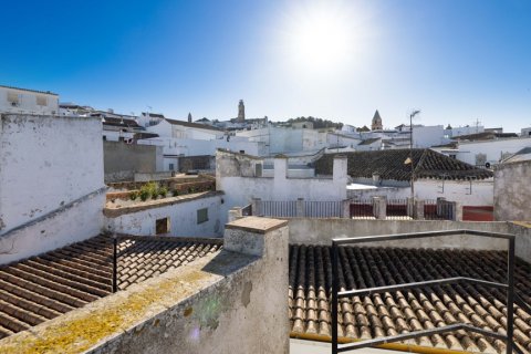 Townhouse for sale Medina Sidonia, Cadiz, Spain 11 bedrooms, 500 sq.m. No. 107641 - photo 15