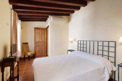 Townhouse for sale Medina Sidonia, Cadiz, Spain 11 bedrooms, 500 sq.m. No. 107641 - photo 28