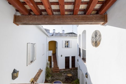 Townhouse for sale Medina Sidonia, Cadiz, Spain 11 bedrooms, 500 sq.m. No. 107641 - photo 9