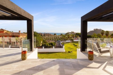 Villa à vendre Benalmadena, Malaga, Espagne, 5 chambres, 378 m2 No. 107640 - photo 17
