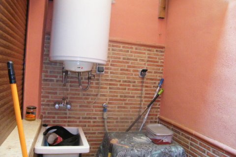 Kaupunkipientalo myytävänä Daya Nueva, Alicante, Espanja, 6 makuuhuonetta,  No. 115626 - kuva 15
