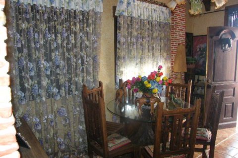 Kaupunkipientalo myytävänä Daya Nueva, Alicante, Espanja, 6 makuuhuonetta,  No. 115626 - kuva 7
