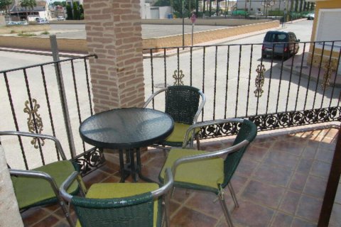Kaupunkipientalo myytävänä Daya Nueva, Alicante, Espanja, 6 makuuhuonetta,  No. 115626 - kuva 8