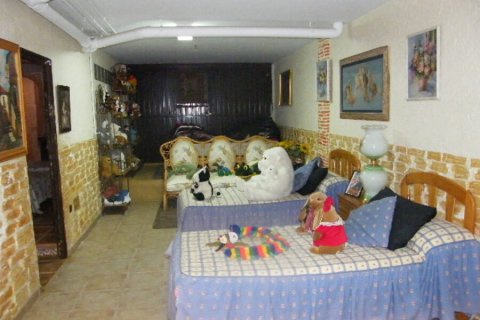 Kaupunkipientalo myytävänä Daya Nueva, Alicante, Espanja, 6 makuuhuonetta,  No. 115626 - kuva 26