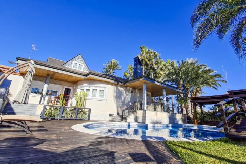 Villa en venta San Pedro del Pinatar, Murcia, España 5 dormitorios, 780 m2 No. 115624 - foto 1