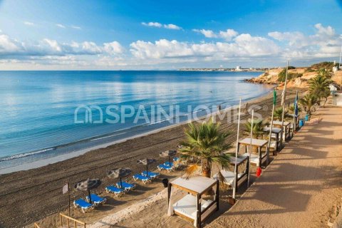 Takvåning till salu Orihuela, Alicante, Spanien 2 sovrum, 86 kvm. Nr. 91043 - foto 12