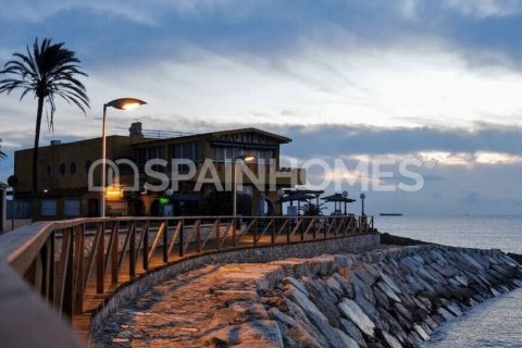 Takvåning till salu Orihuela, Alicante, Spanien 2 sovrum, 86 kvm. Nr. 91043 - foto 13