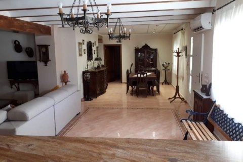 Huvila myytävänä Villena, Alicante, Espanja, 10 makuuhuonetta, 750 m2 No. 116345 - kuva 9
