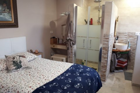 Huvila myytävänä Villena, Alicante, Espanja, 10 makuuhuonetta, 750 m2 No. 116345 - kuva 20