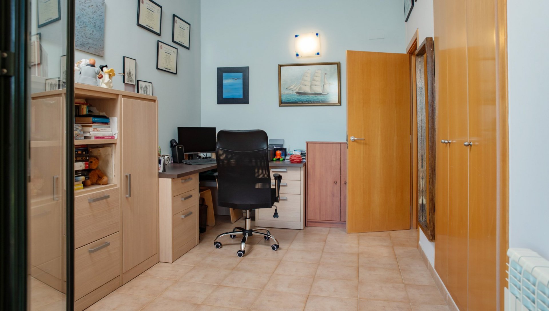 Kaupunkipientalo Lloret de Mar, Girona, Espanja 4 makuuhuonetta, 207 m2 No. 93399